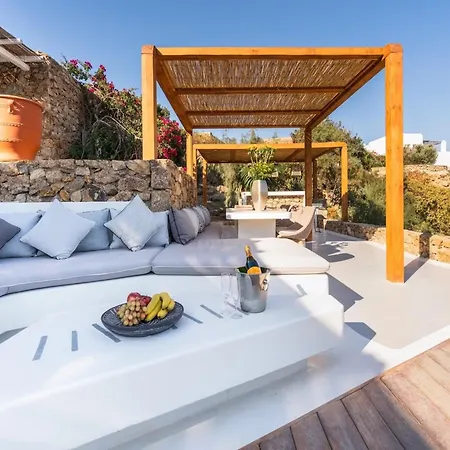 Willa Stunning Surrounded By Lush Greenery Agrari (Mykonos)